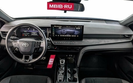 Toyota Camry, 2024 год, 3 550 000 рублей, 14 фотография