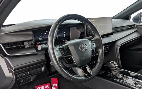 Toyota Camry, 2024 год, 3 550 000 рублей, 15 фотография