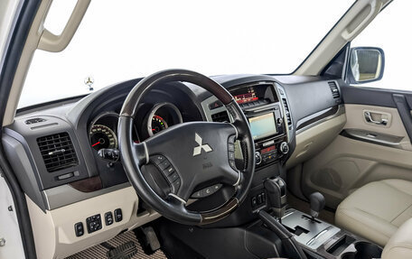 Mitsubishi Pajero IV, 2020 год, 3 395 000 рублей, 16 фотография