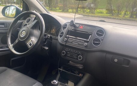 Volkswagen Golf Plus II, 2011 год, 745 000 рублей, 21 фотография