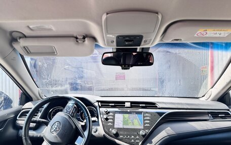 Toyota Camry, 2018 год, 2 550 000 рублей, 6 фотография