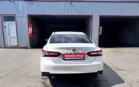 Toyota Camry, 2018 год, 2 550 000 рублей, 2 фотография
