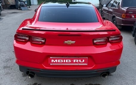 Chevrolet Camaro VI, 2020 год, 2 500 000 рублей, 4 фотография
