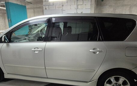 Toyota Ipsum II, 2001 год, 850 000 рублей, 4 фотография