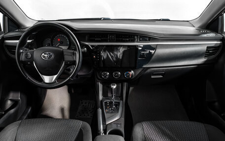 Toyota Corolla, 2014 год, 1 290 000 рублей, 14 фотография