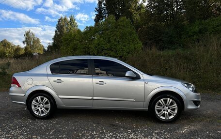 Opel Astra H, 2011 год, 750 000 рублей, 2 фотография