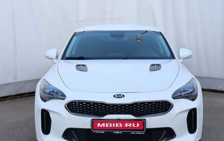 KIA Stinger I, 2019 год, 2 400 000 рублей, 2 фотография