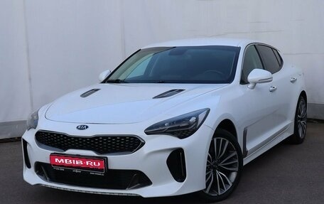 KIA Stinger I, 2019 год, 2 400 000 рублей, 1 фотография