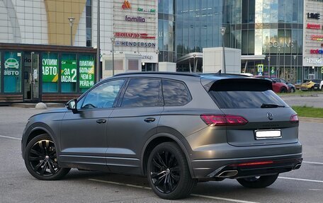Volkswagen Touareg III, 2021 год, 6 950 000 рублей, 3 фотография