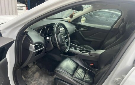 Jaguar F-Pace, 2017 год, 2 500 000 рублей, 3 фотография