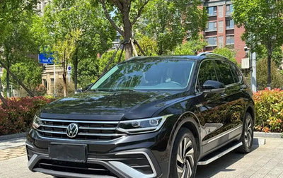 Volkswagen Tiguan II, 2022 год, 2 250 004 рублей, 1 фотография