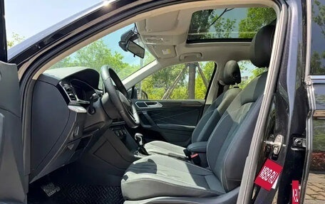 Volkswagen Tiguan II, 2022 год, 2 250 004 рублей, 8 фотография