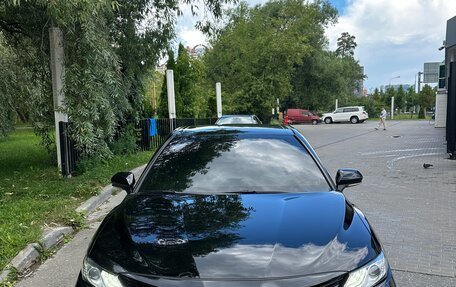 Toyota Camry, 2019 год, 2 470 000 рублей, 1 фотография