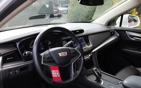 Cadillac XT5 I рестайлинг, 2017 год, 2 233 000 рублей, 10 фотография