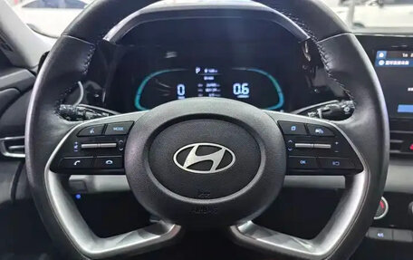 Hyundai Elantra, 2023 год, 1 440 000 рублей, 11 фотография