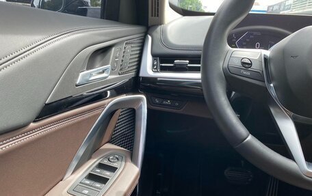 BMW X1, 2023 год, 2 300 000 рублей, 14 фотография