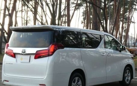 Toyota Alphard III, 2022 год, 6 300 000 рублей, 8 фотография