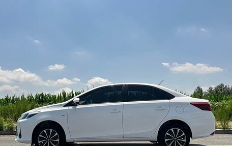 Toyota Vios III, 2022 год, 1 159 000 рублей, 3 фотография