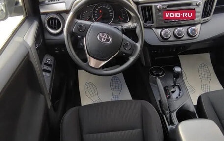 Toyota RAV4, 2013 год, 2 385 000 рублей, 7 фотография