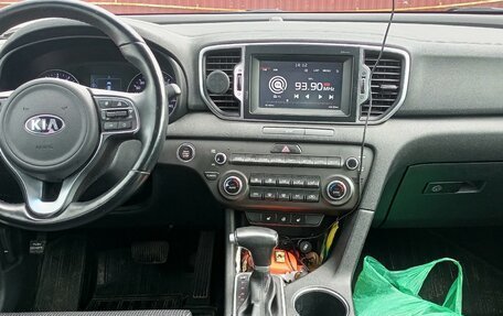 KIA Sportage IV рестайлинг, 2018 год, 2 250 000 рублей, 4 фотография