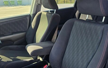 Honda Stream II, 2011 год, 1 310 000 рублей, 17 фотография
