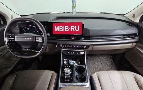 KIA Carnival, 2025 год, 7 420 001 рублей, 8 фотография