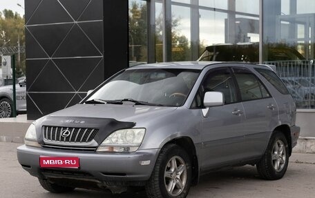 Lexus RX IV рестайлинг, 2002 год, 800 000 рублей, 1 фотография