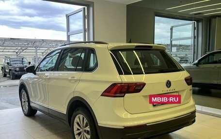 Volkswagen Tiguan II, 2021 год, 3 253 000 рублей, 6 фотография