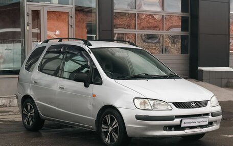 Toyota Corolla Spacio II, 1998 год, 350 000 рублей, 3 фотография