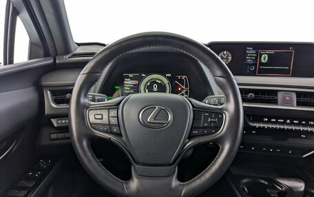 Lexus UX I, 2022 год, 3 999 000 рублей, 29 фотография