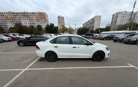 Volkswagen Polo VI (EU Market), 2017 год, 949 000 рублей, 2 фотография