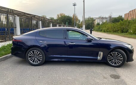 KIA Stinger I, 2019 год, 2 000 000 рублей, 3 фотография