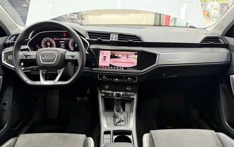 Audi Q3, 2023 год, 1 830 000 рублей, 9 фотография