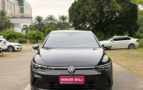 Volkswagen Golf VIII, 2023 год, 1 610 000 рублей, 1 фотография