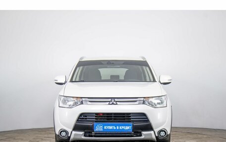 Mitsubishi Outlander III рестайлинг 3, 2014 год, 1 479 000 рублей, 2 фотография