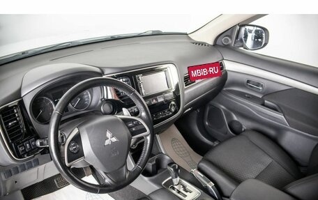 Mitsubishi Outlander III рестайлинг 3, 2014 год, 1 479 000 рублей, 7 фотография