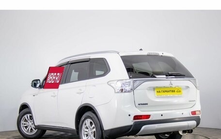 Mitsubishi Outlander III рестайлинг 3, 2014 год, 1 479 000 рублей, 6 фотография