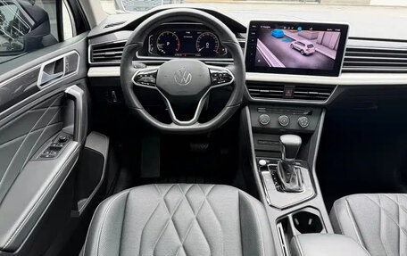 Volkswagen Tiguan II, 2023 год, 2 376 111 рублей, 15 фотография