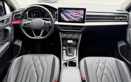Volkswagen Tiguan II, 2023 год, 2 376 111 рублей, 14 фотография