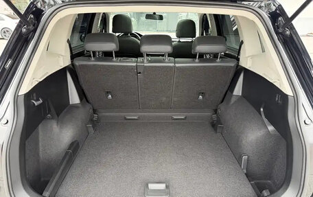 Volkswagen Tiguan II, 2023 год, 2 376 111 рублей, 18 фотография