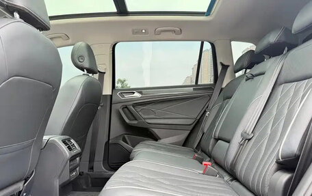 Volkswagen Tiguan II, 2023 год, 2 376 111 рублей, 17 фотография
