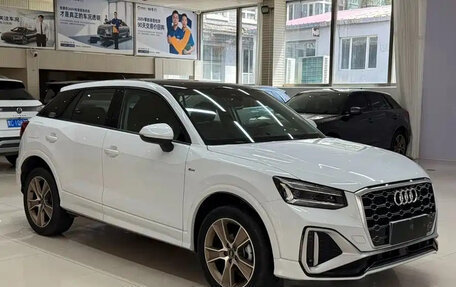 Audi Q2 I, 2023 год, 1 350 000 рублей, 2 фотография