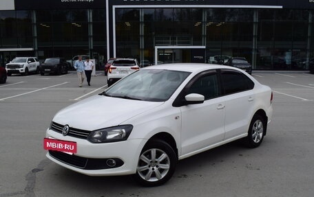 Volkswagen Polo VI (EU Market), 2013 год, 527 000 рублей, 2 фотография