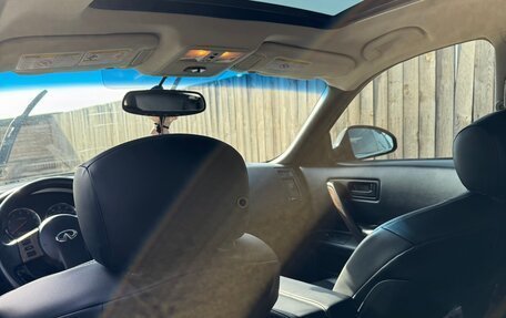 Infiniti FX I, 2005 год, 1 200 000 рублей, 9 фотография