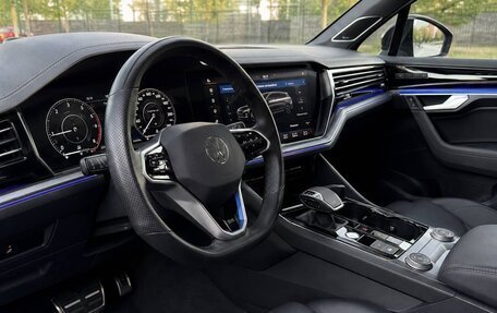 Volkswagen Touareg III, 2021 год, 6 495 000 рублей, 8 фотография