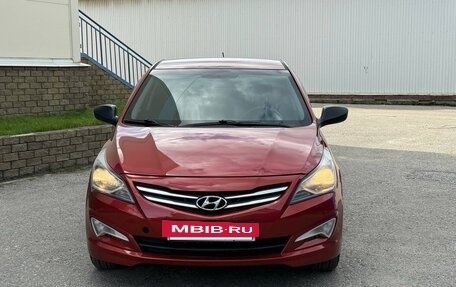 Hyundai Solaris II рестайлинг, 2015 год, 725 000 рублей, 2 фотография