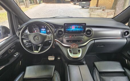 Mercedes-Benz V-Класс, 2022 год, 4 700 000 рублей, 10 фотография