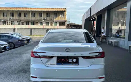 Toyota Camry, 2024 год, 3 490 000 рублей, 5 фотография