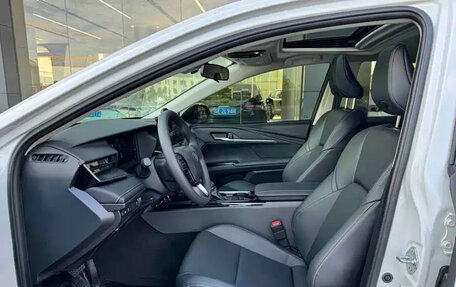 Toyota Camry, 2024 год, 3 490 000 рублей, 7 фотография