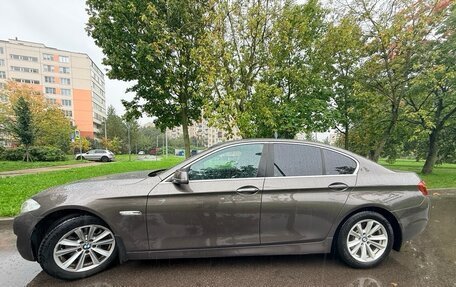 BMW 5 серия, 2012 год, 1 590 000 рублей, 4 фотография